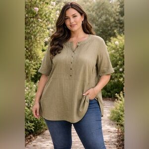 Avenue Olive Green Pintuck Button Front Tunic Blouse Plus Size 22/24